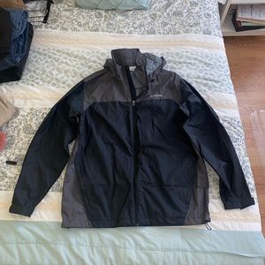 Columbia Mens Rain Jacket Large